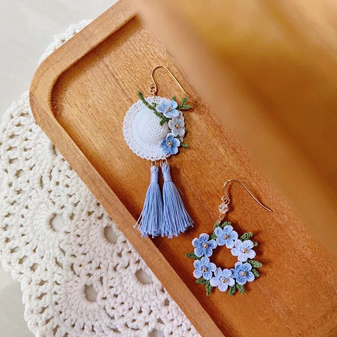 Hat and Wreath Earrings