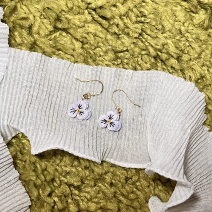 Pansy Earrings (Light Purple)