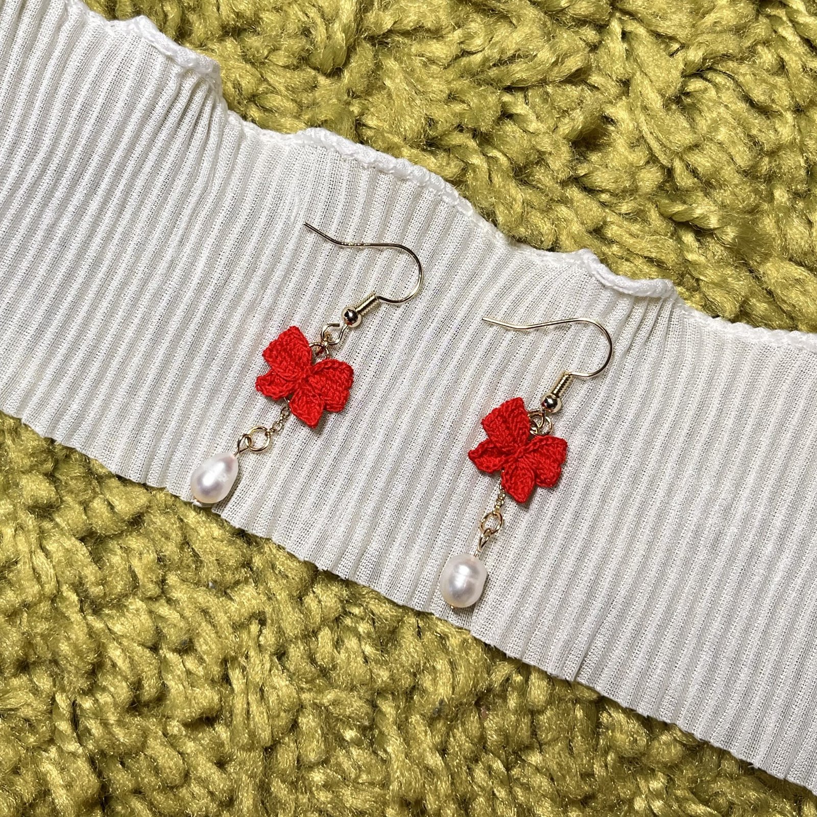 Bow Tie Earrings (Red)