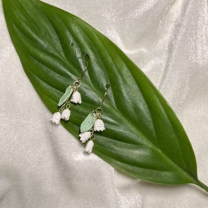 Snowbell Earrings (Short)