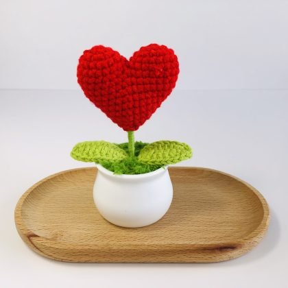 Red Heart Pot
