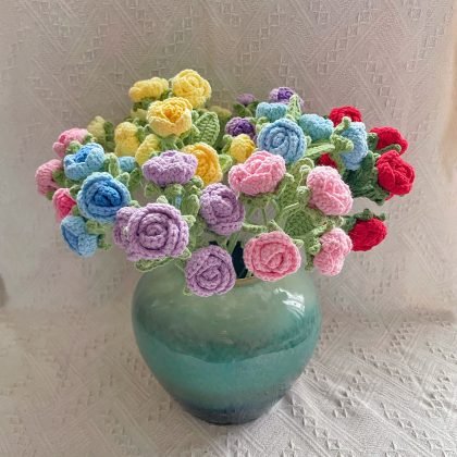 Multi-heads Crochet Rose Bouquets